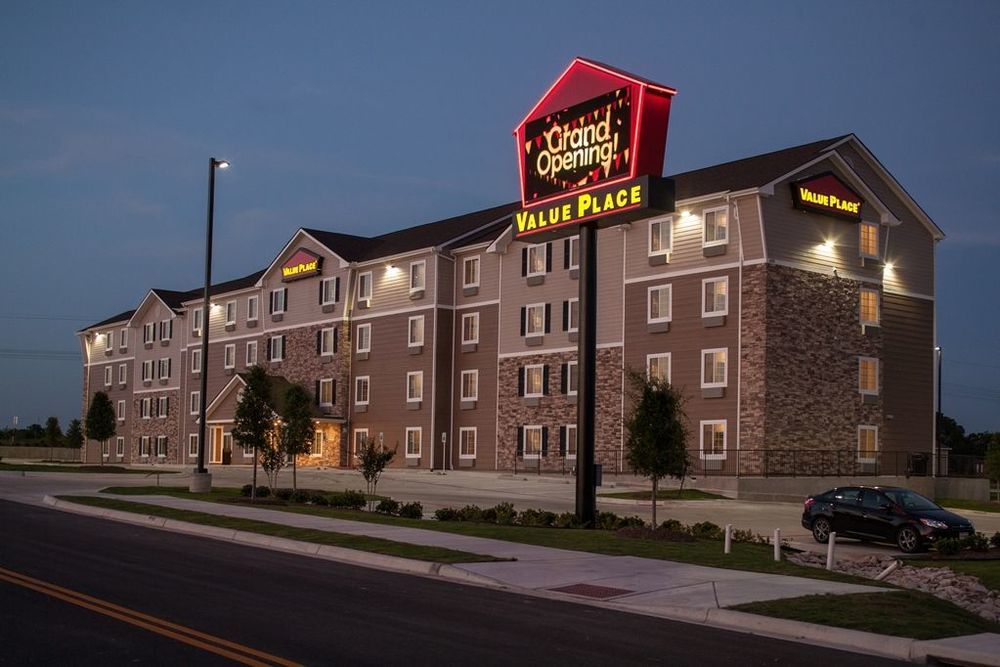 Woodspring Suites College Station Exterior photo