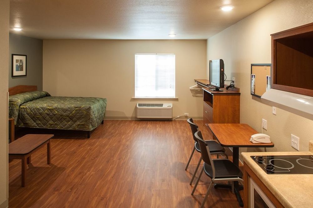 Woodspring Suites College Station Room photo