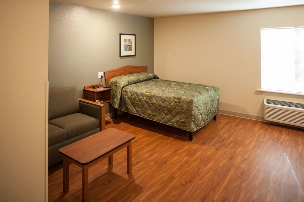 Woodspring Suites College Station Room photo